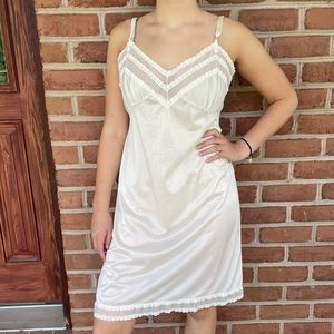 VINTAGE LACE SLIP DRESS